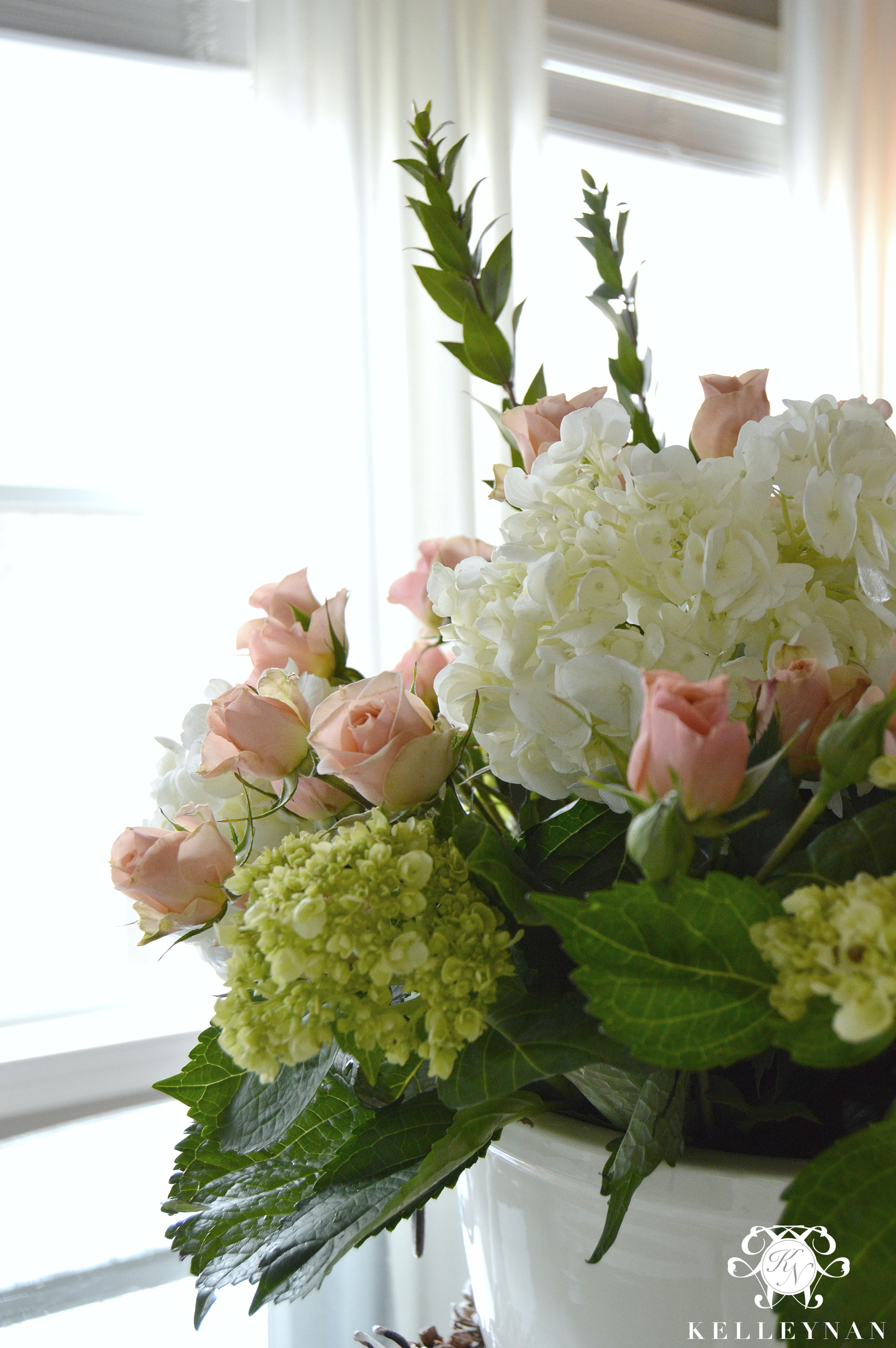 DIY Floral Foam Centerpiece  Flower arrangements simple, Flower