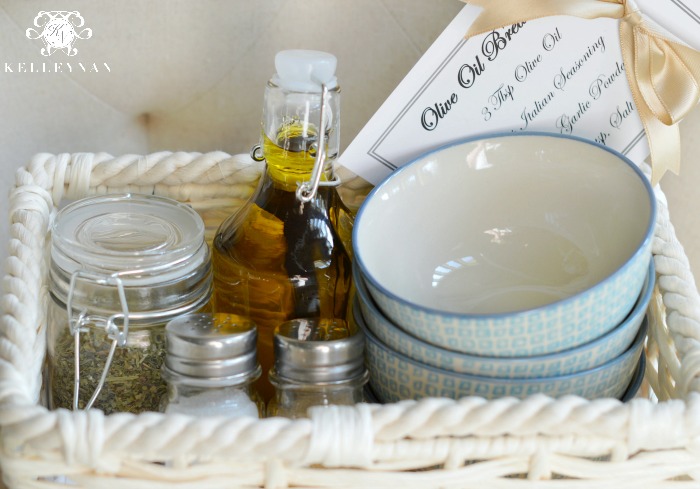 Olive Oil Dip Gift Basket