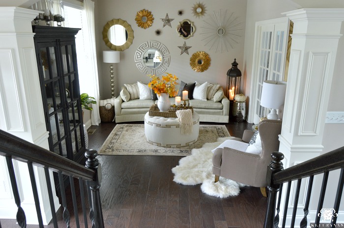 fall-living-room-with-gold-sunburst-gallery-wall