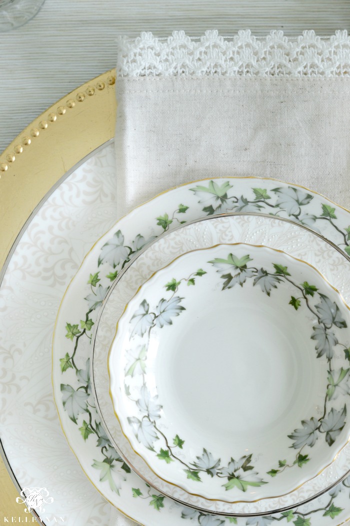 Ivy Place Setting with Gold Charger
