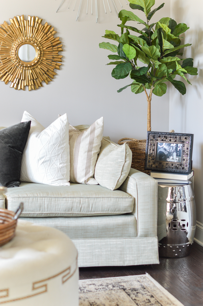 Throw baskets for online living room