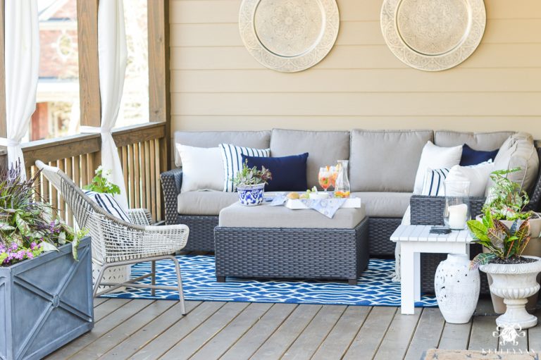 A Porch Makeover and a Relaxing Date Night on the Deck - Kelley Nan