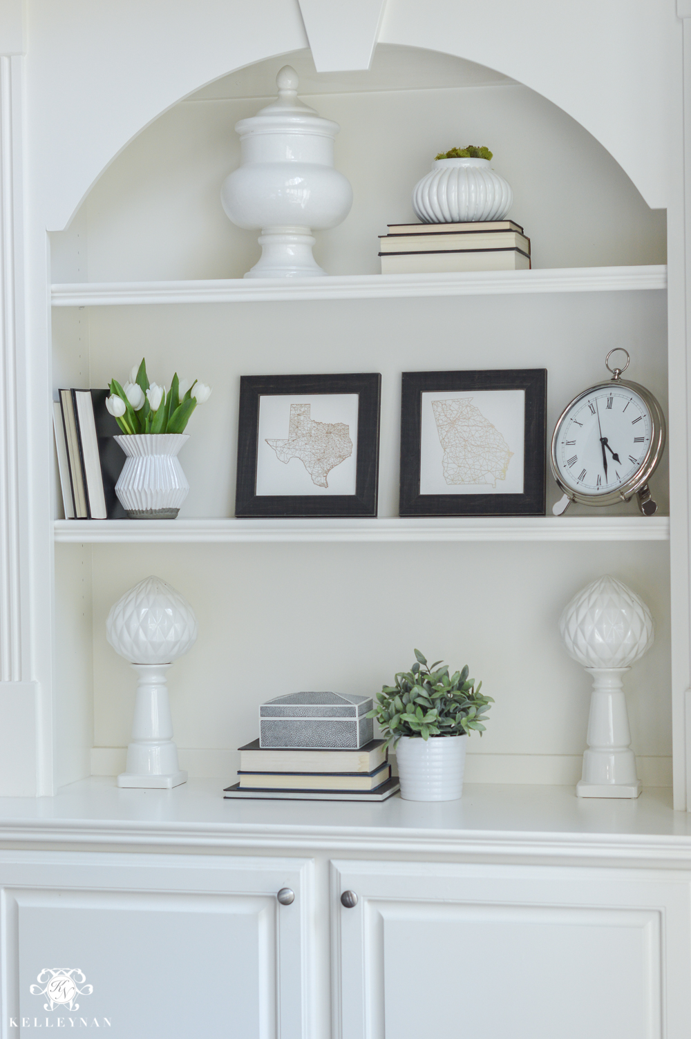 Shades of Summer Home Tour with Neutrals and Naturals- shelf styling