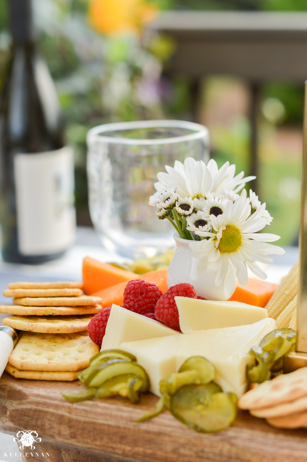 Outdoor Entertaining and Table Ideas with Cheese board appetizer centerpieces- entertaining with cheese boards