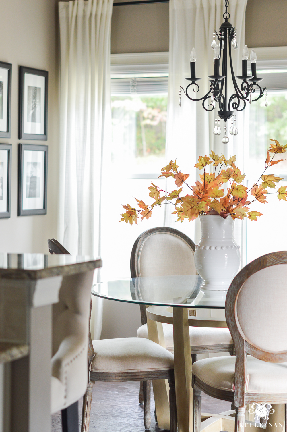 2017 Fall Home Tour with Yellow and Orange Leaves- breakfast nook with leaves