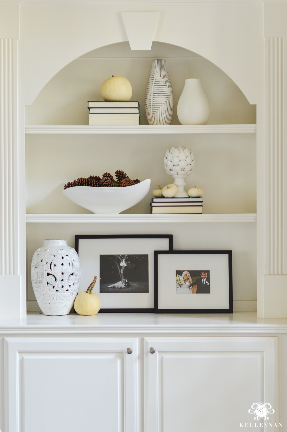 Beautifully styled built-in bookshelves