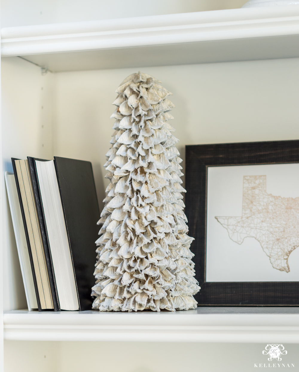 Shelf styling ideas for the holidays