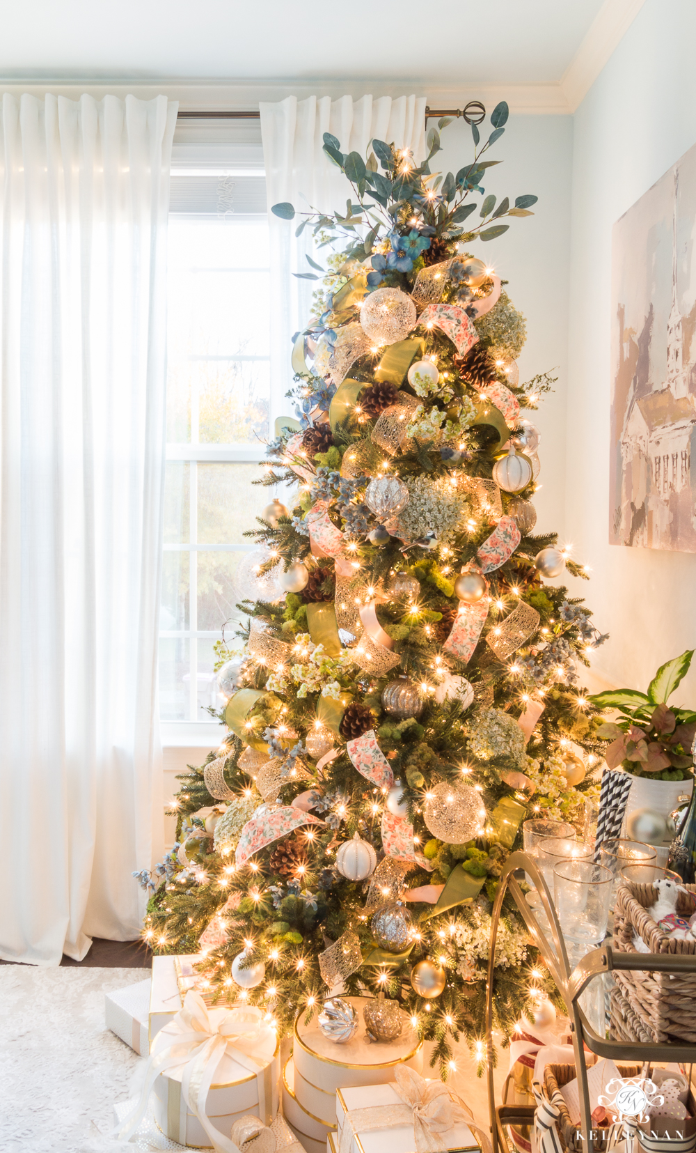 Floral christmas tree with moss