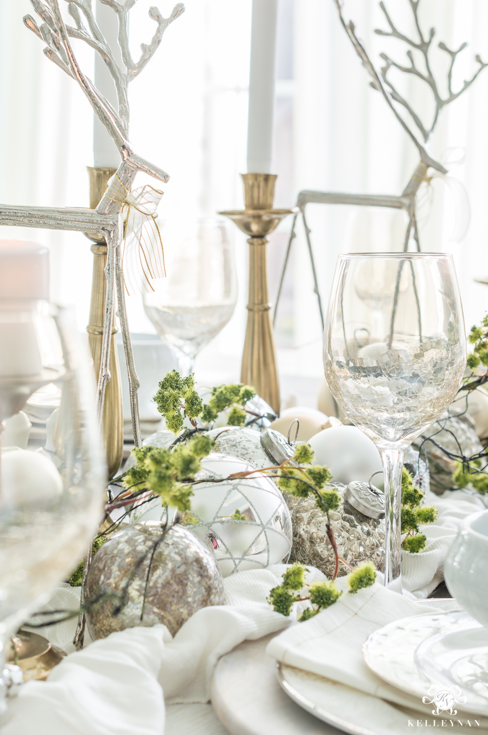 Christmas decorating ideas in the dining room