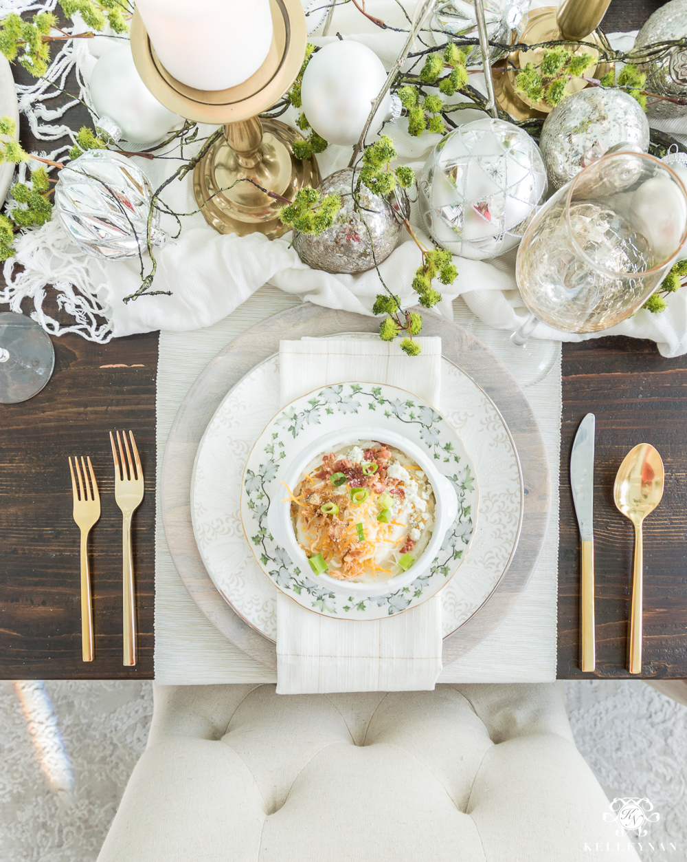 13 Entertaining Essentials for the Beginner Hostess - Kelley Nan