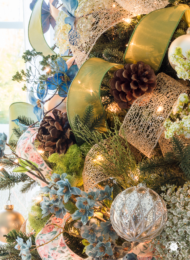 Three Easy Ways to Use Mesh Ribbon for Holiday Decorating