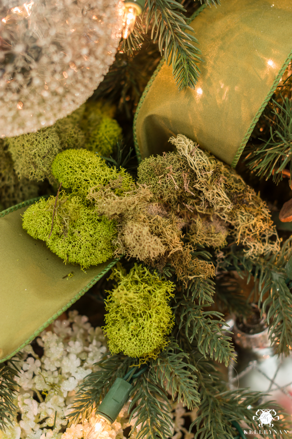 How to Put Ribbon On a Christmas Tree and Hide the Ribbon In the Tree