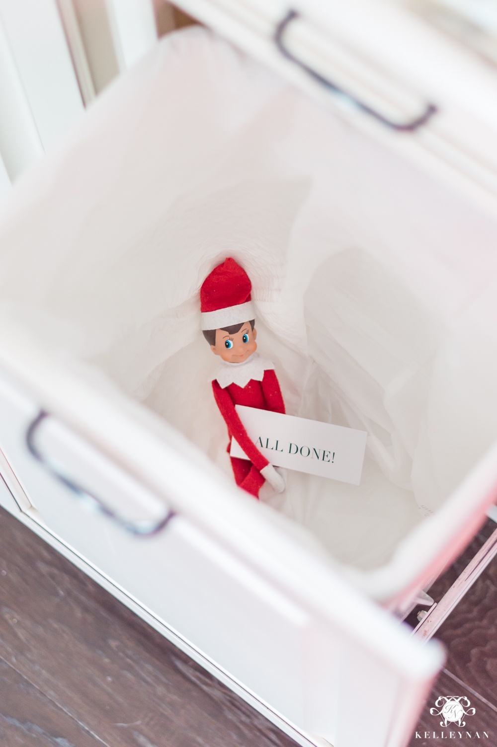 Elf on the shelf does chores for husband- and other adult elf on the shelf ideas!