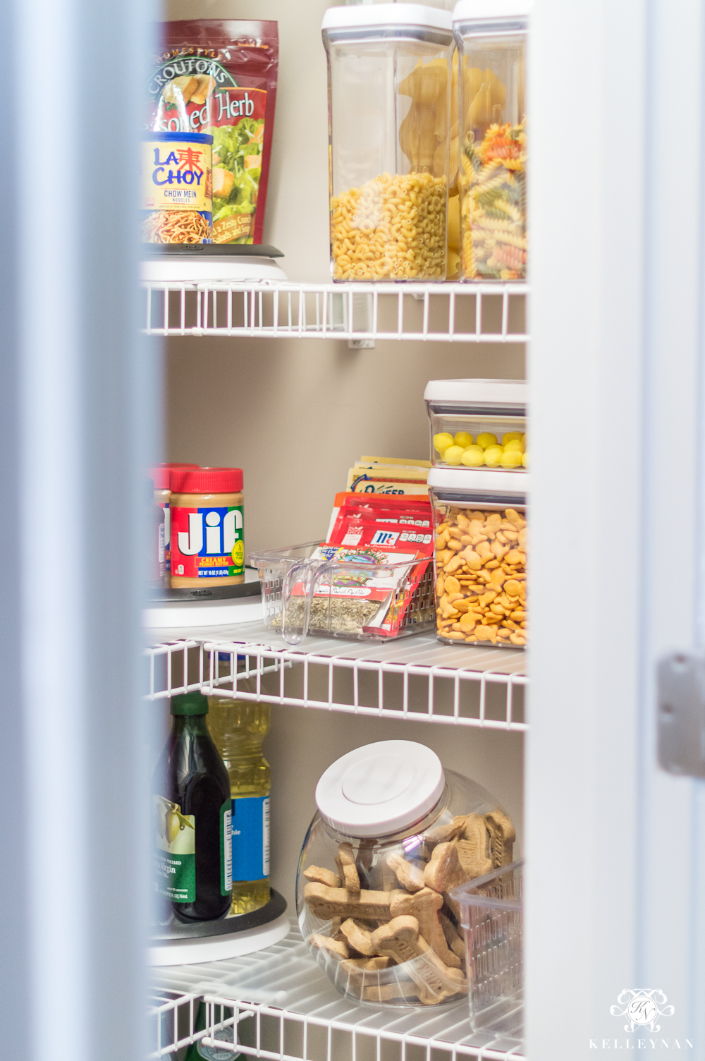 Nine Ideas To Organize A Small Pantry With Wire Shelving Kelley Nan