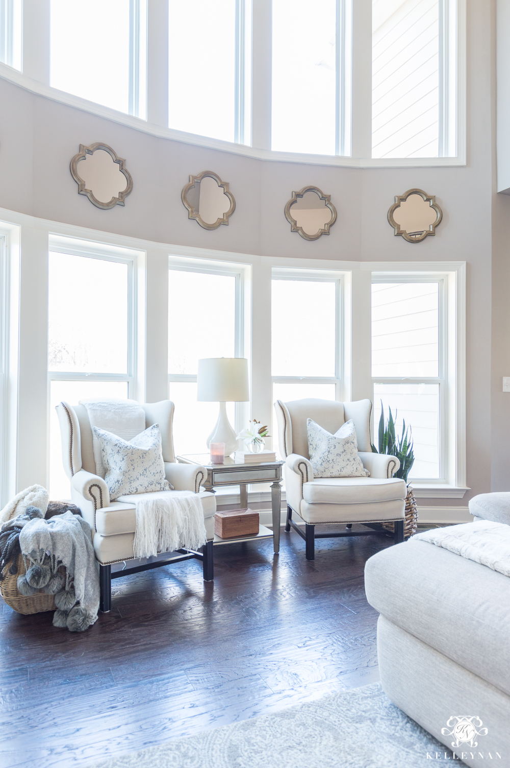 Living room furniture placement with sitting nook