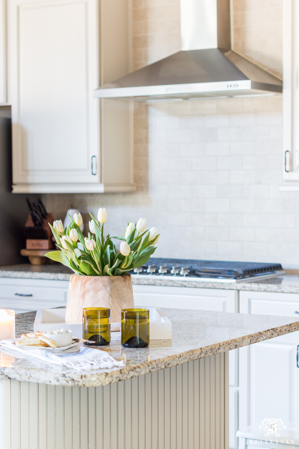 Green Recycled Drink Glasses for Classic Kitchens