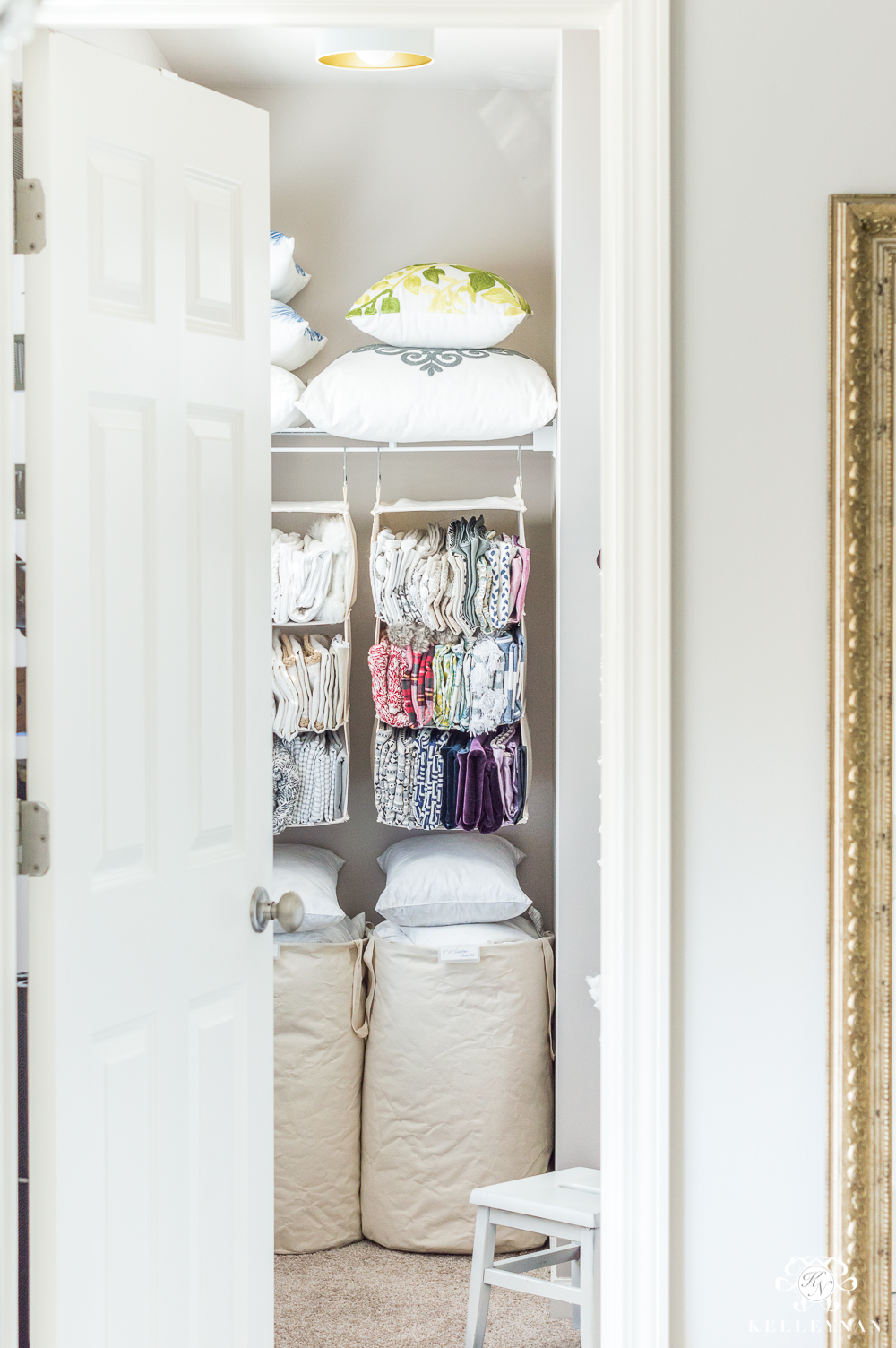 Throw pillow organization ideas in the closet