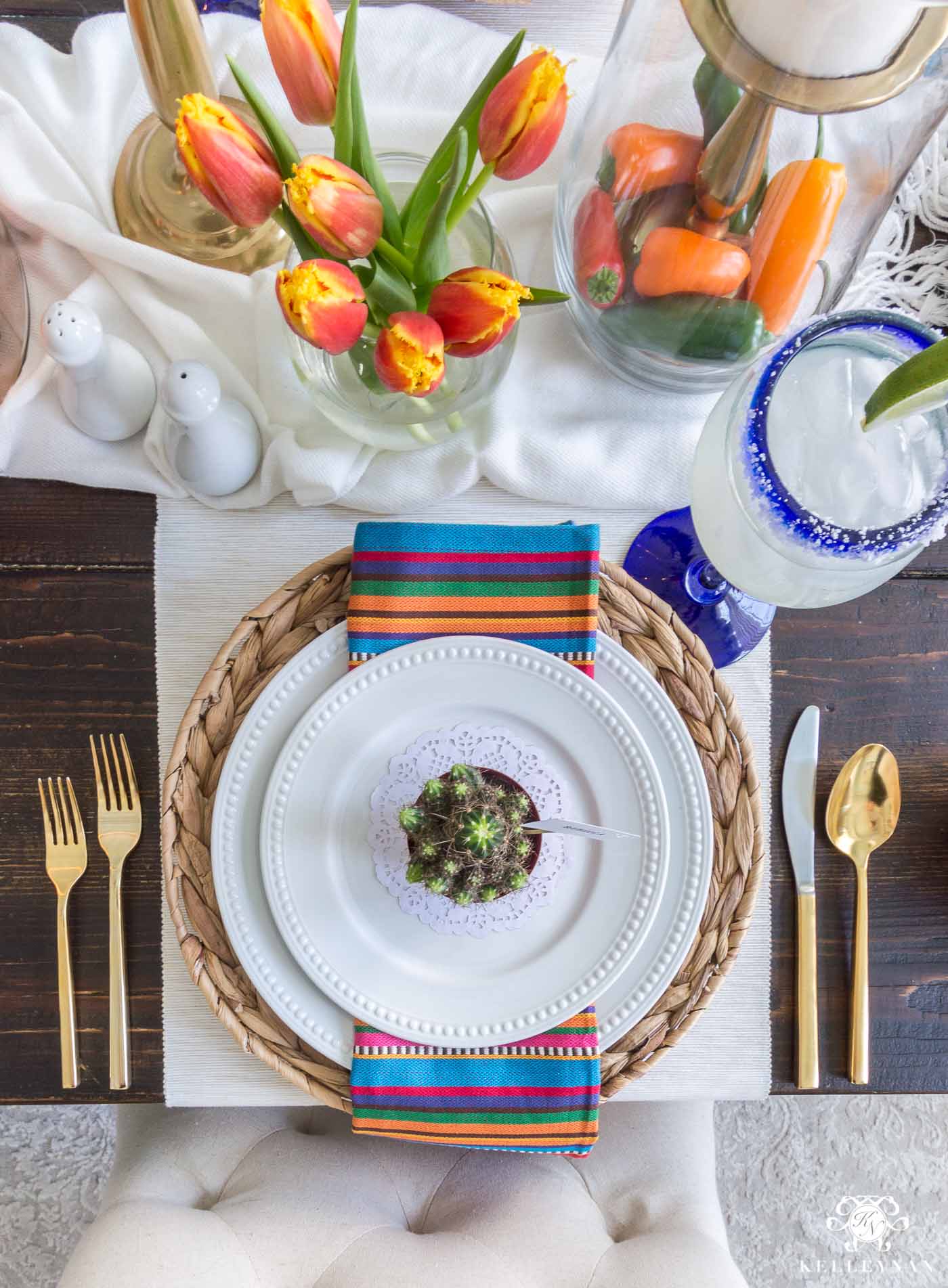 mexican fiesta table settings