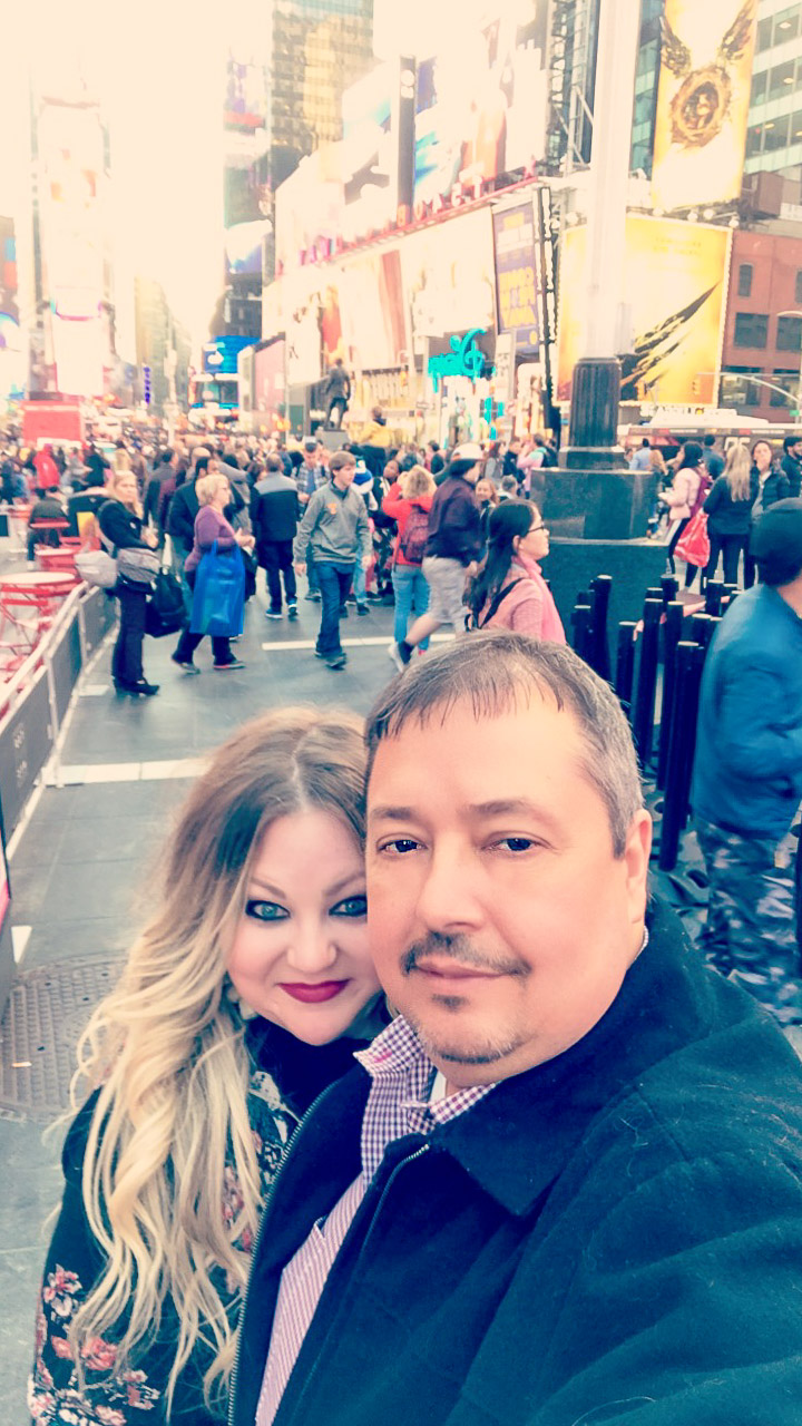 Times Square couple