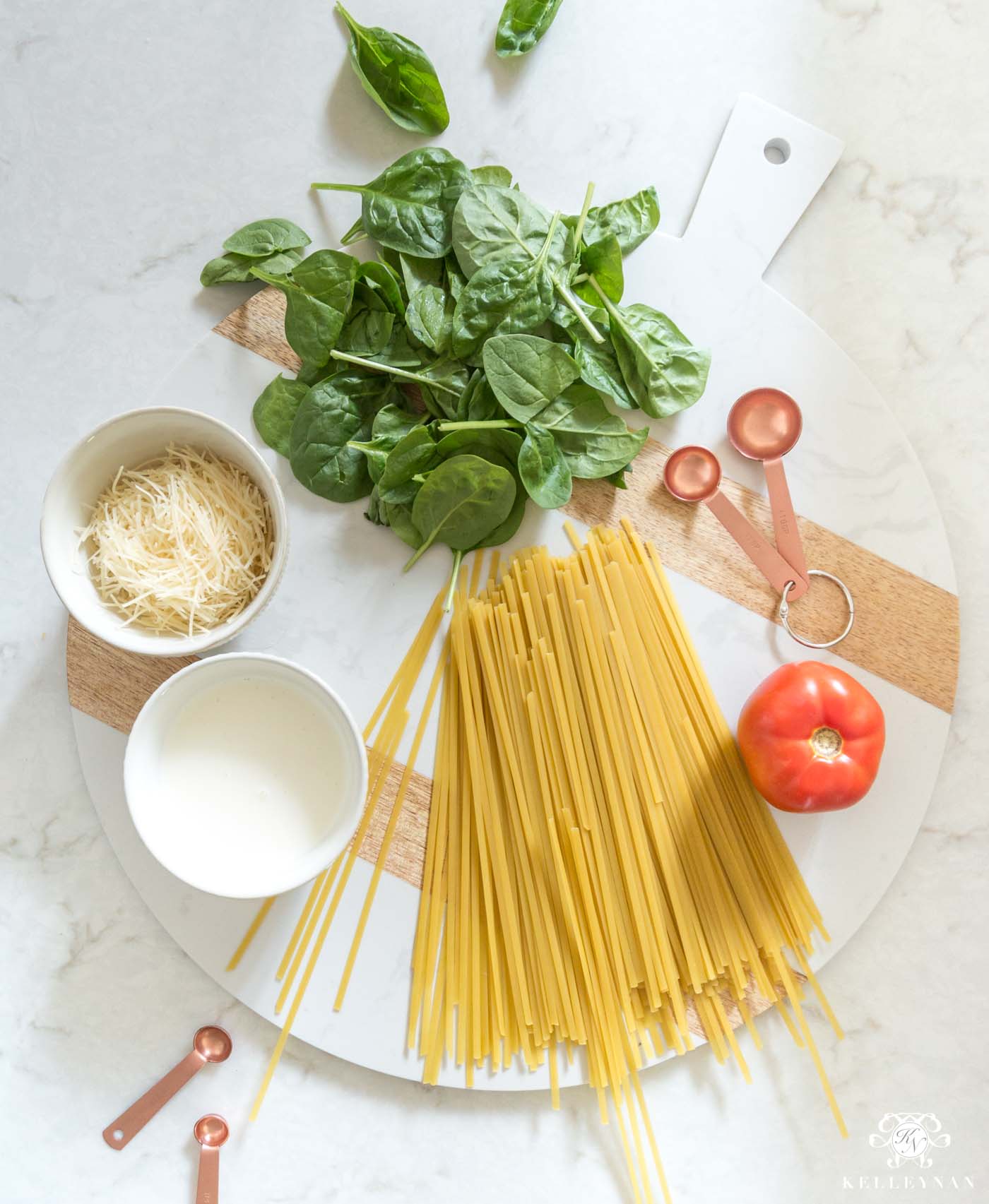 How to make spinach fettucine alfredo from scratch - simple step by step recipe!