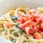 Easy Spinach Fettuccine Alfredo Recipe for Weeknight Dinners