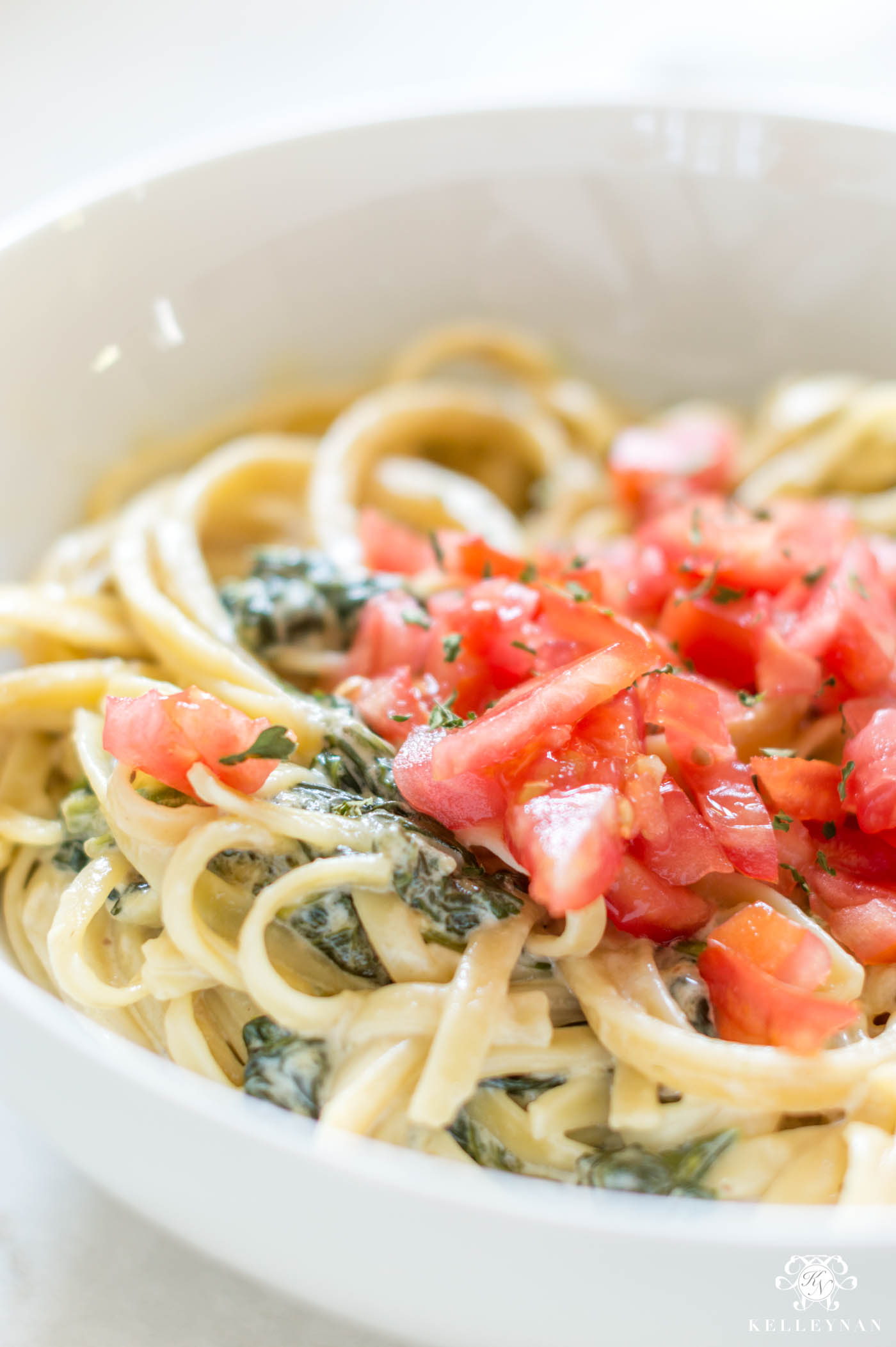 Easy Spinach Fettucine Alfredo Recipe for Weeknight Dinners