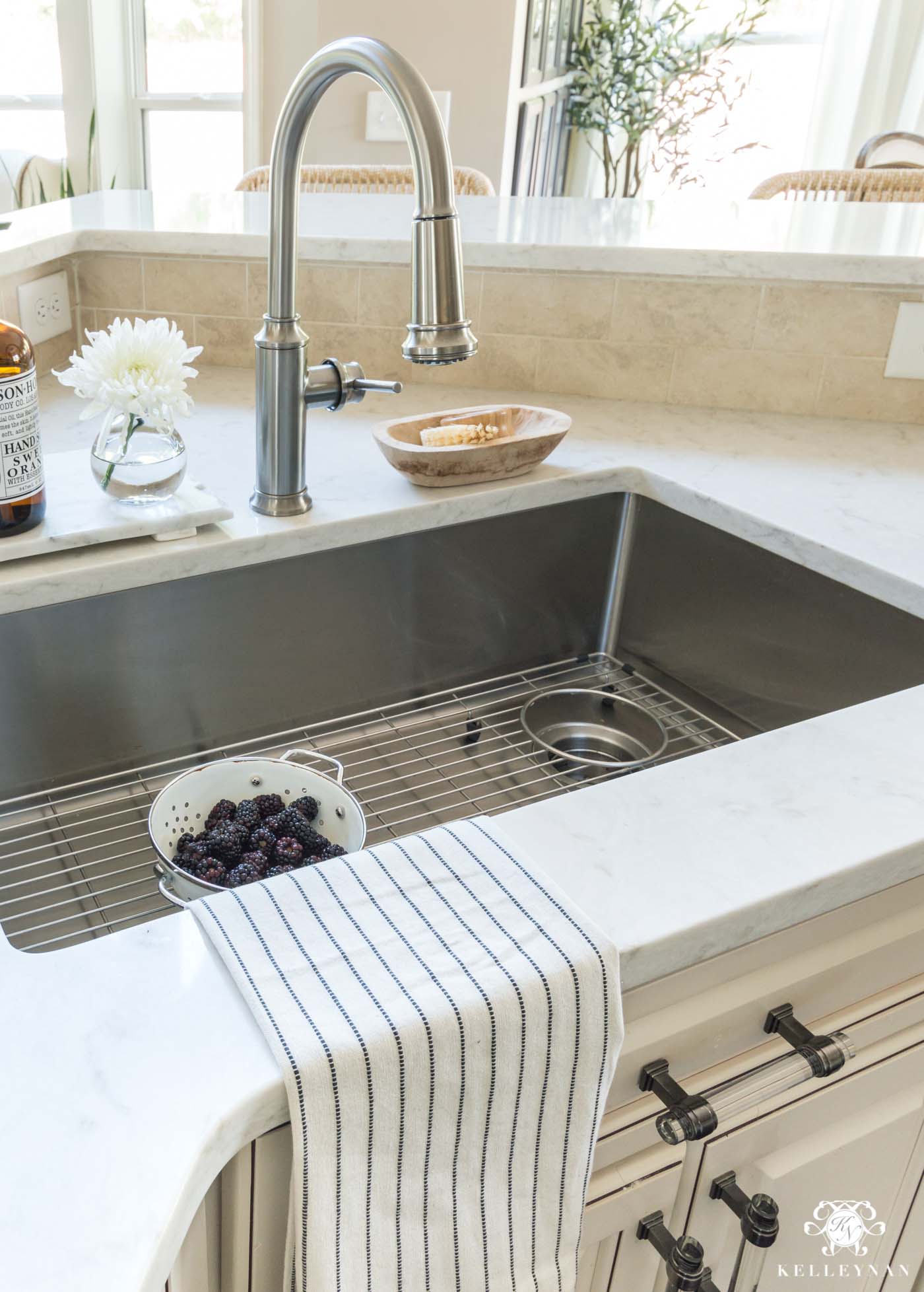 Beautiful under-mount single basin blanco sink with side drain