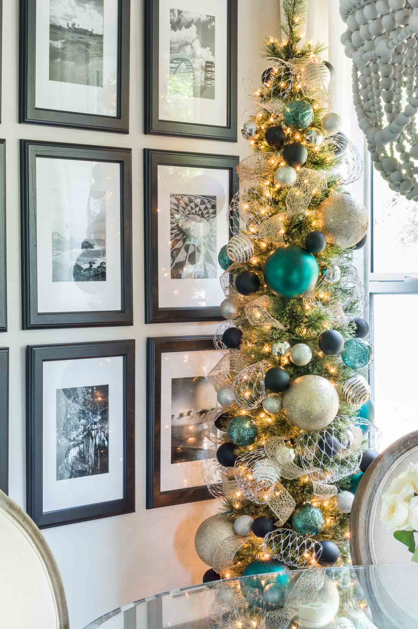 Christmas Tree Color Schemes and Theme Ideas