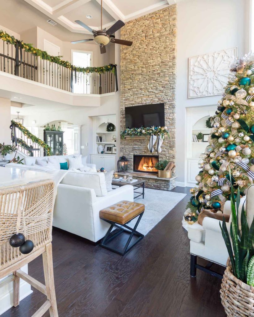 50 Reader Christmas Tree Beauties You've Gotta See!