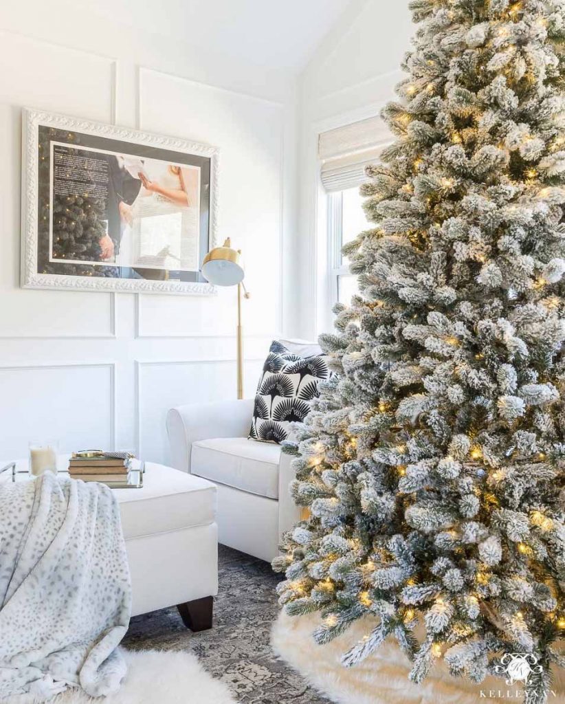 16 Christmas Tree Themes and Christmas Decoration Color Ideas