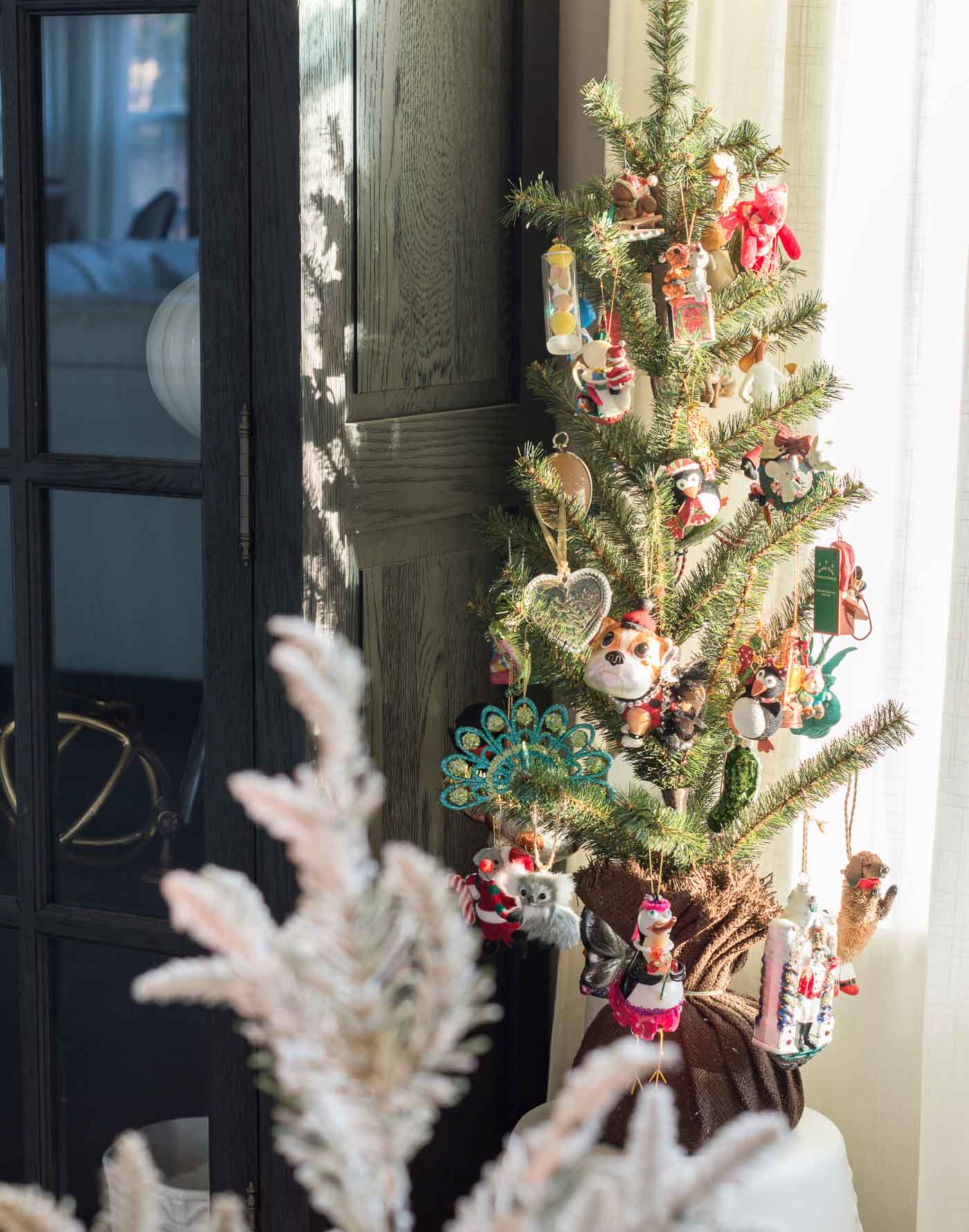 How to decorate a sentimental, special Christmas tree