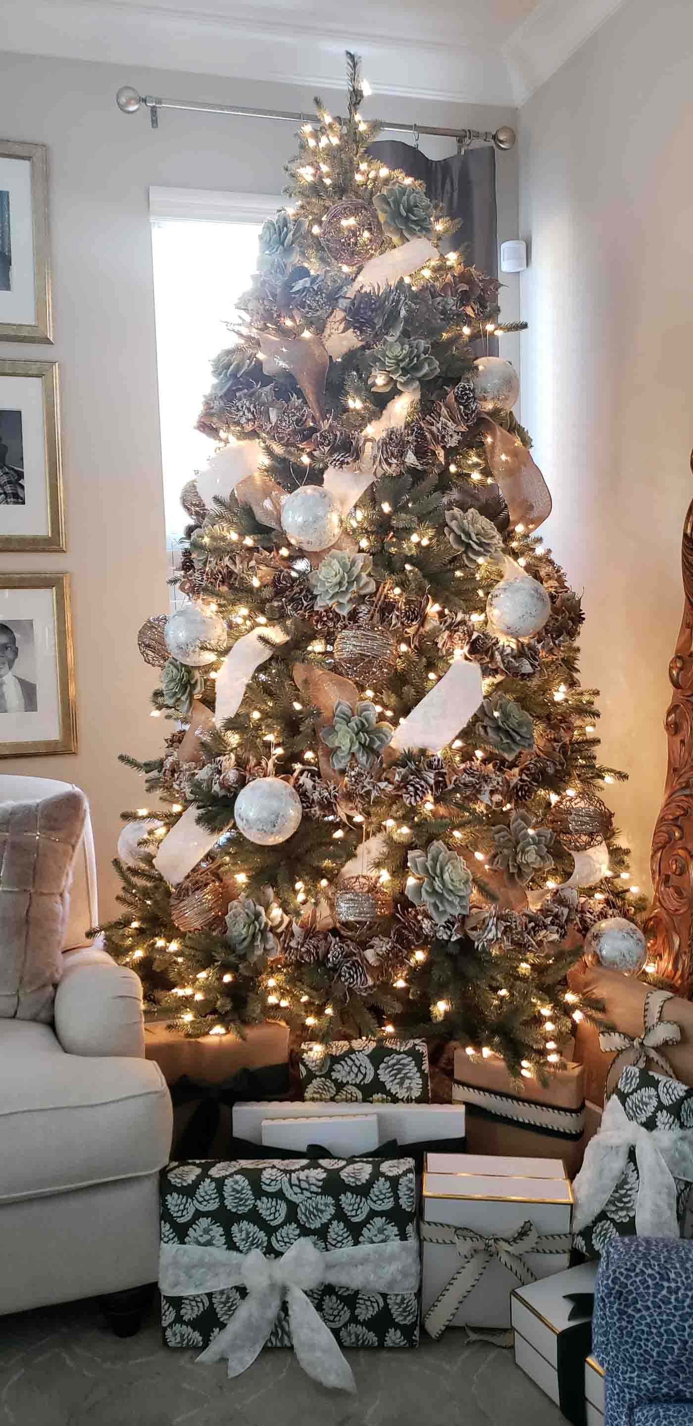 50 Christmas Tree Ideas with Different Themes and Colors