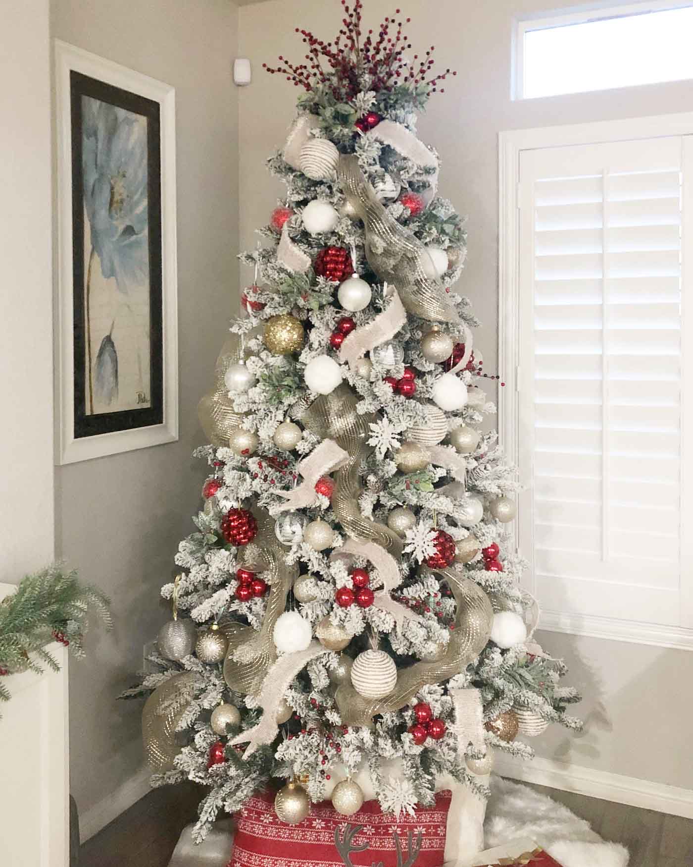 50 Christmas Tree Ideas with Different Themes and Colors