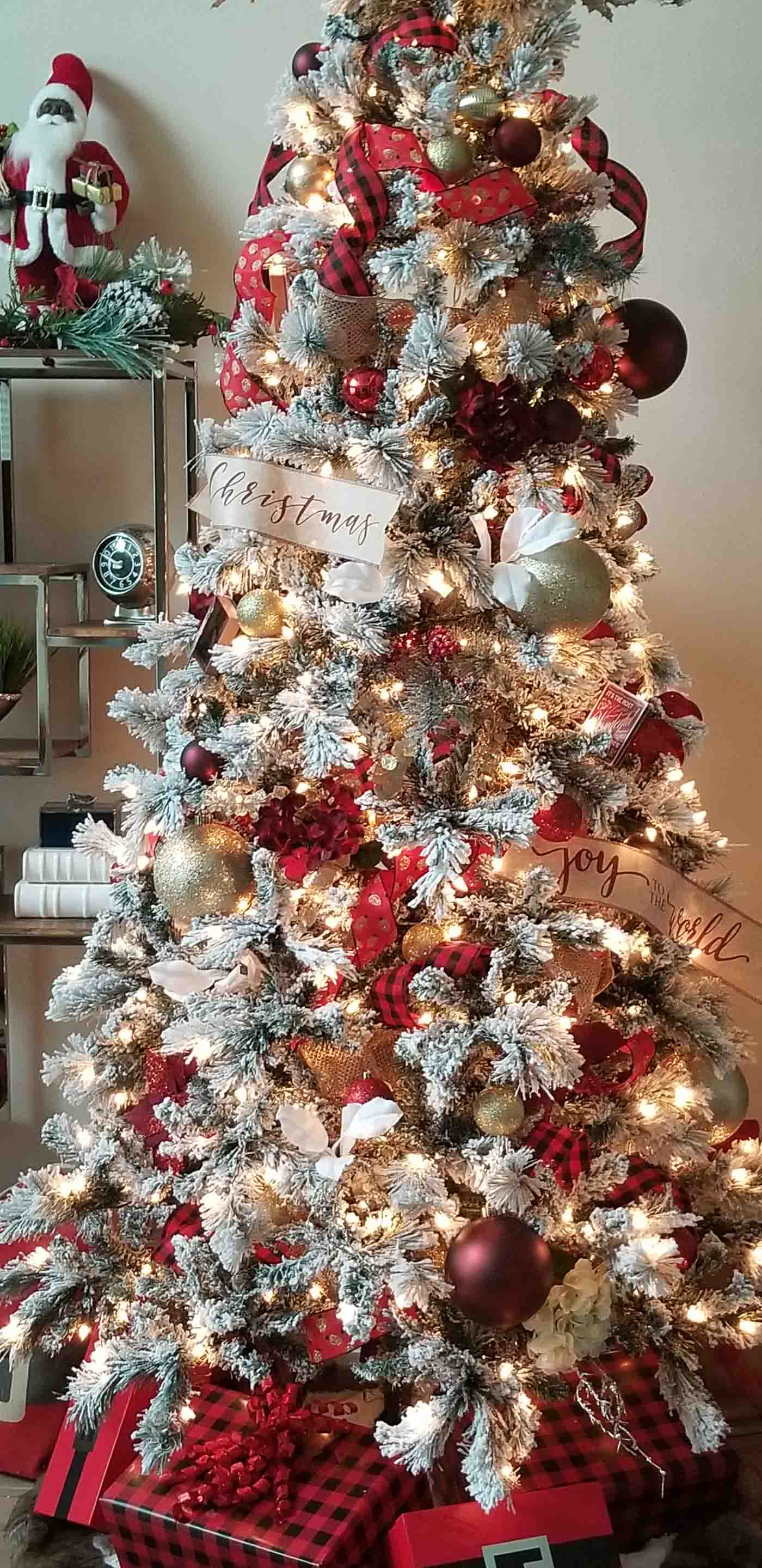 50 Christmas Tree Ideas with Different Themes and Colors