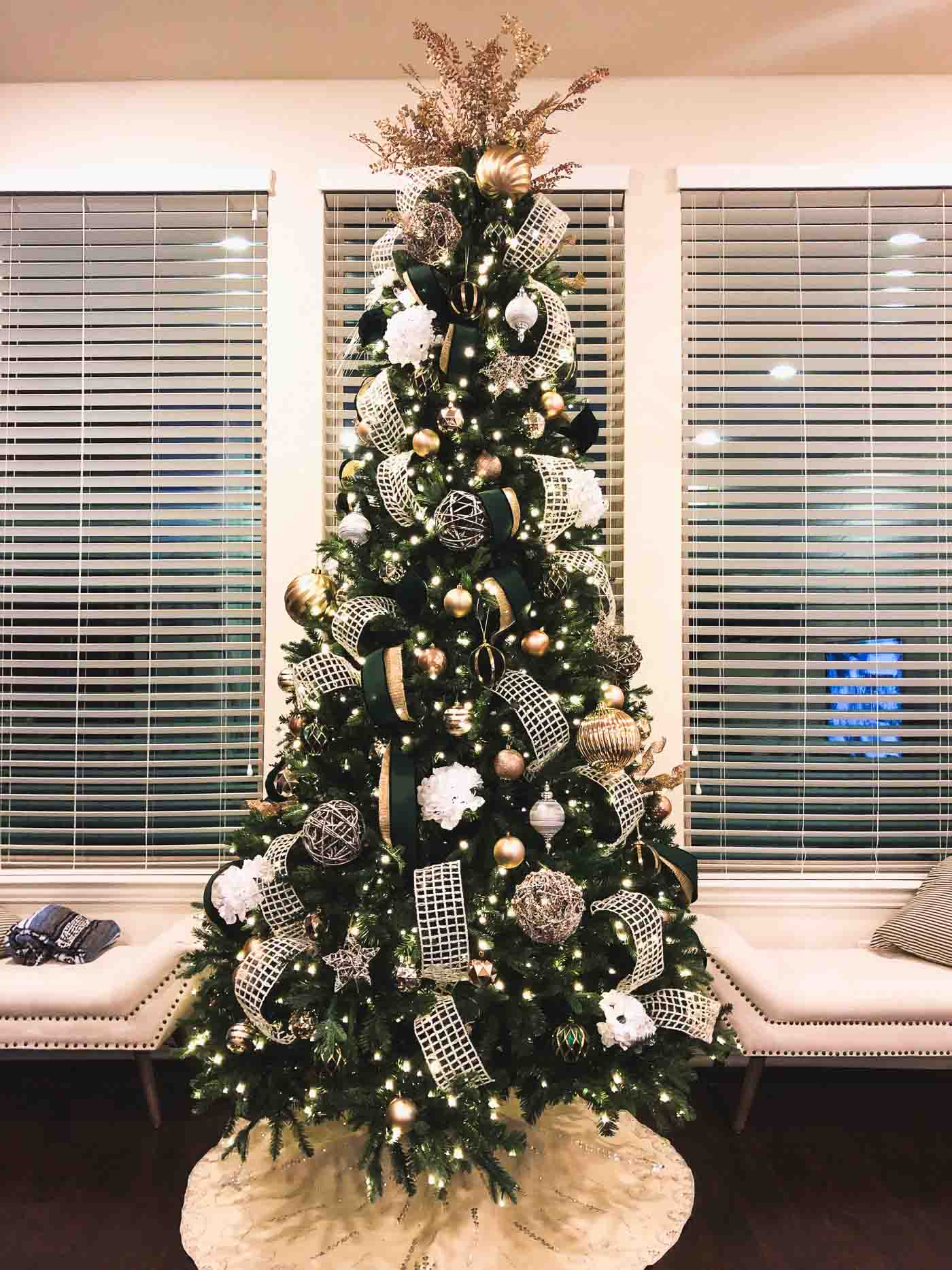 50 Reader Christmas Tree Beauties You've Gotta See!