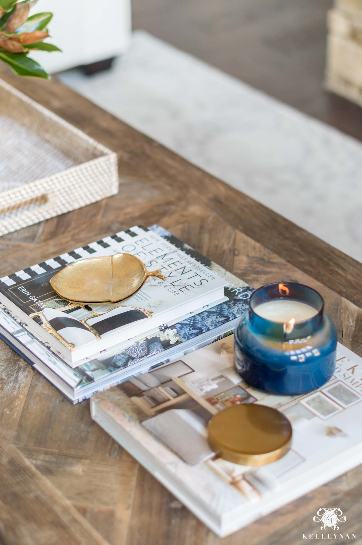 how to style a rectangle coffee table with books