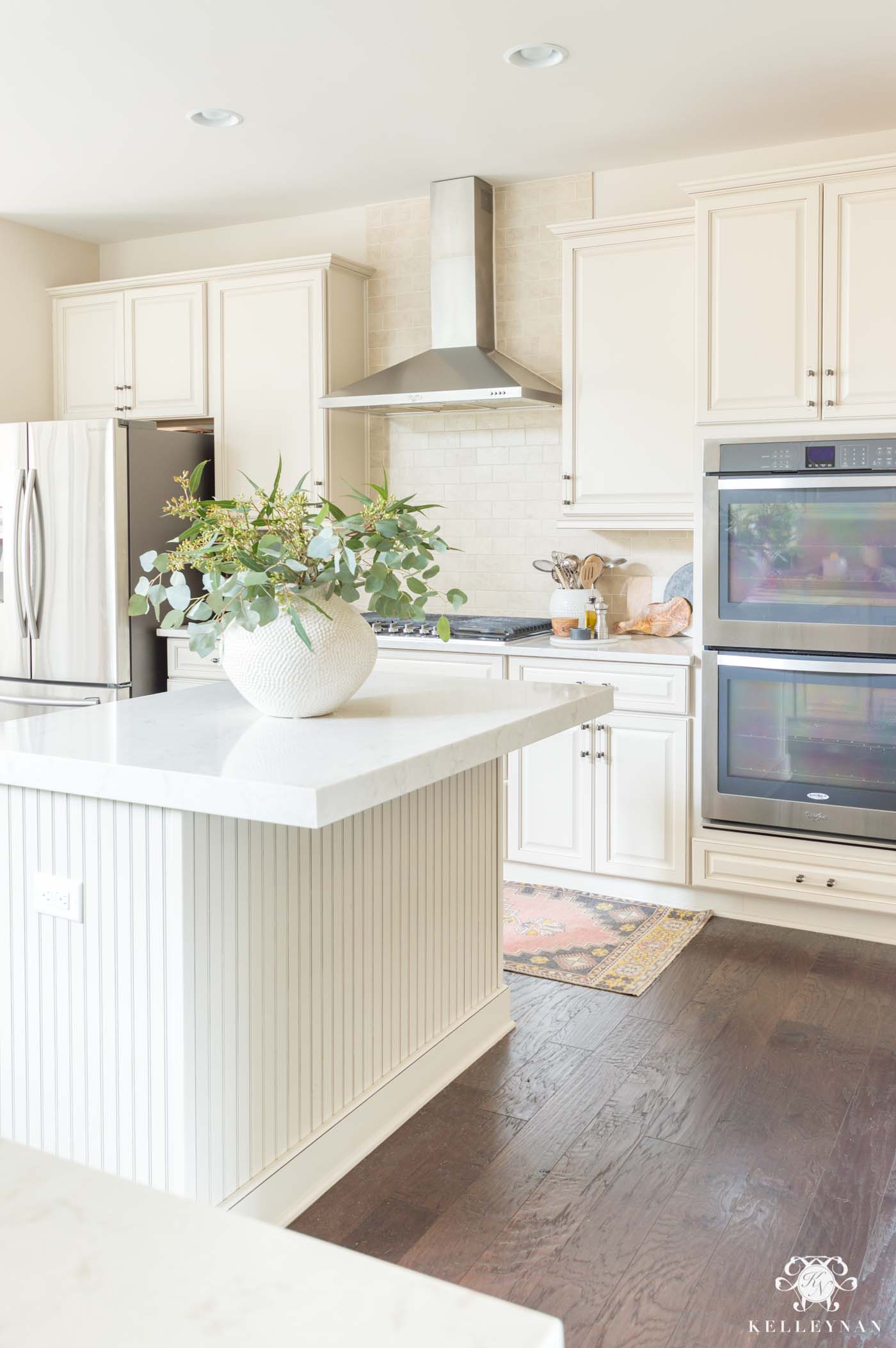 Benjamin Moore Edgecomb Gray Kitchen Paint with Cream Cabinets