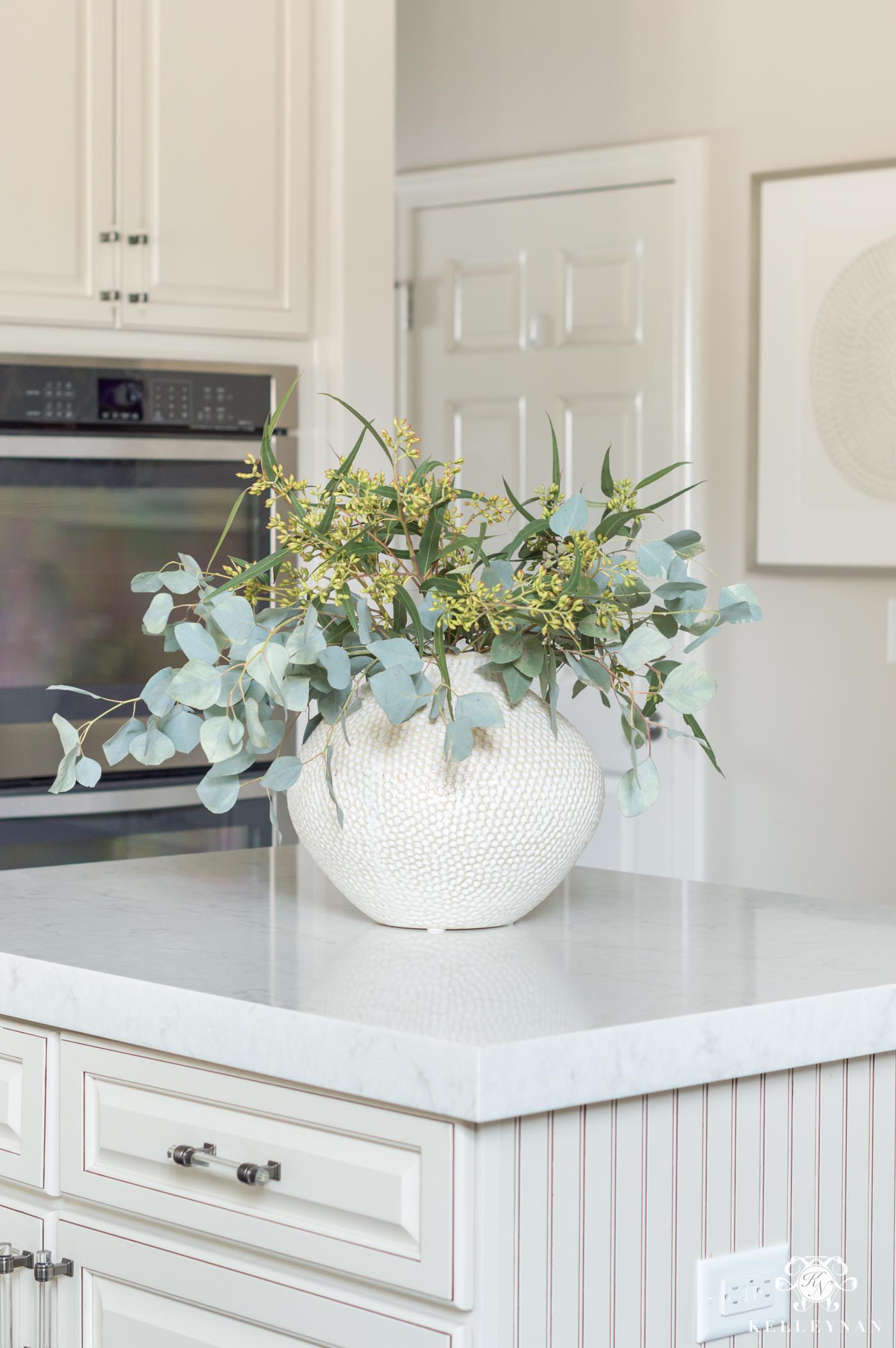 Kitchen island centerpiece of eucalyptus and other ideas