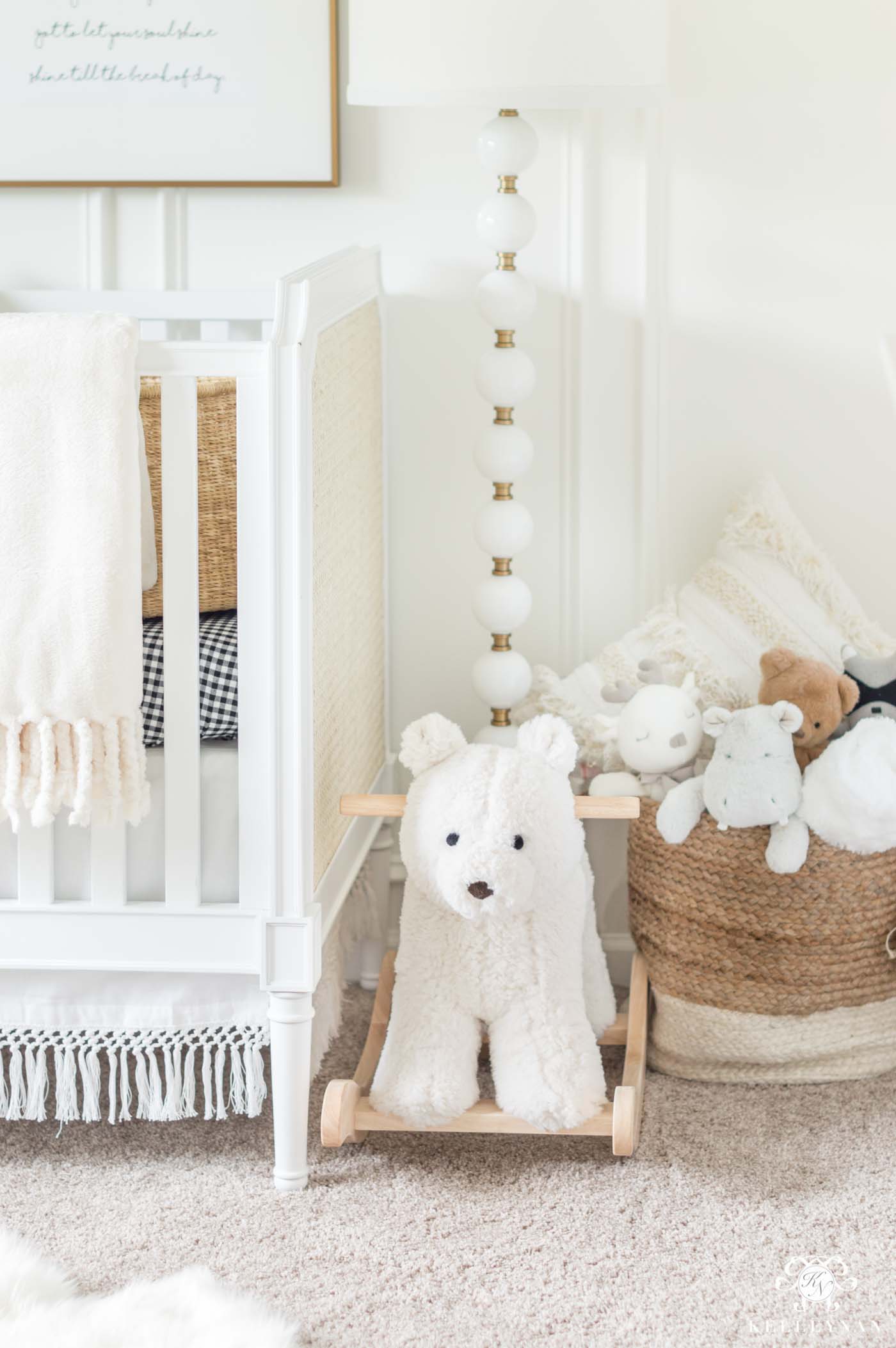 gender neutral nursery decor