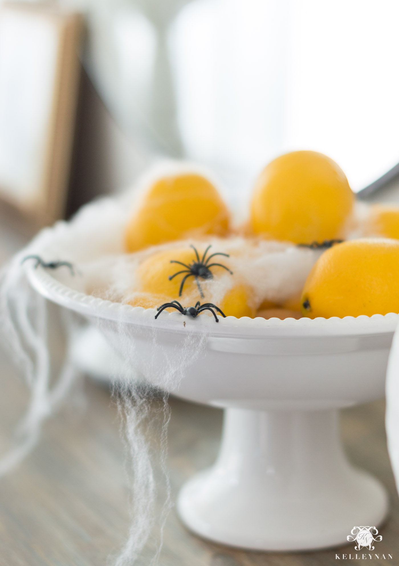 Easy Creepy Halloween Decor Ideas in the Kitchen