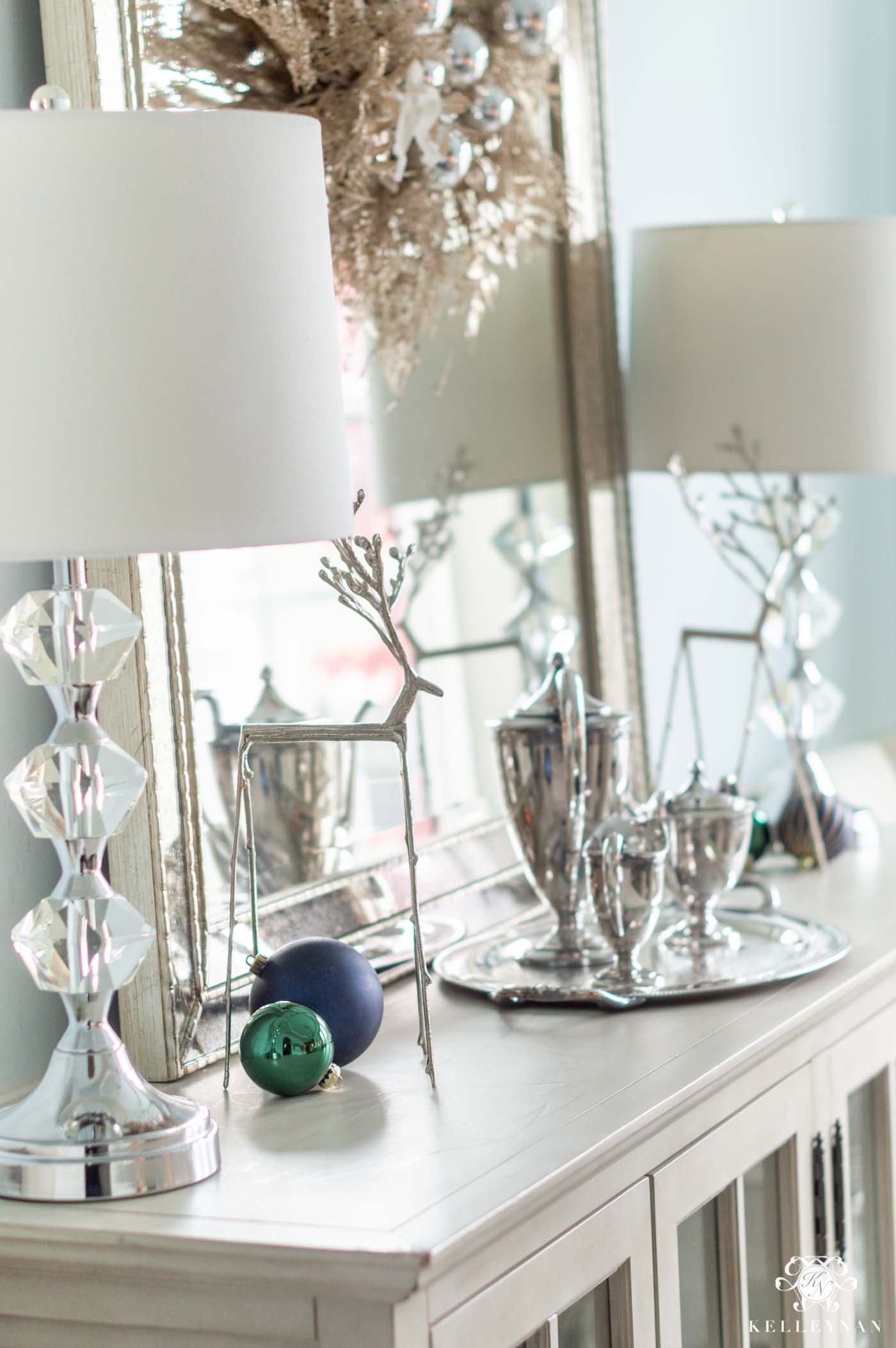 Simple Christmas Dining Room Console 