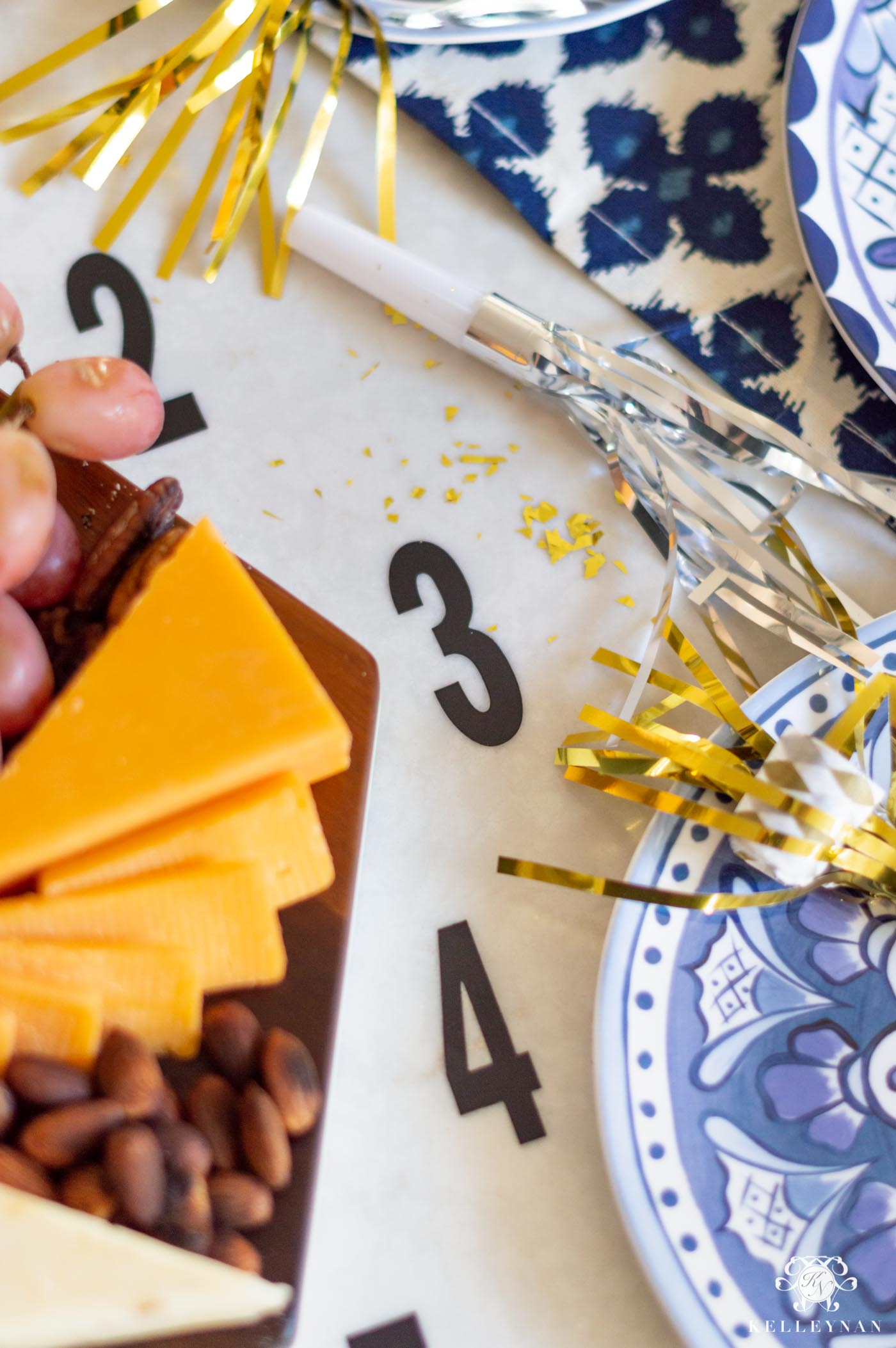 NYE Food Idea - Clock Cheese Platter