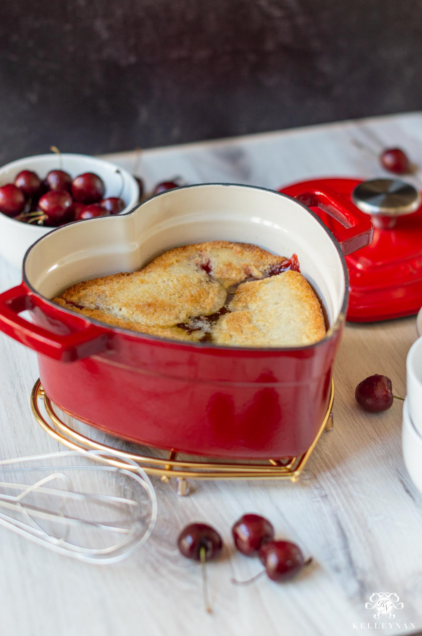 Recipe for the best, EASY cherry cobbler!