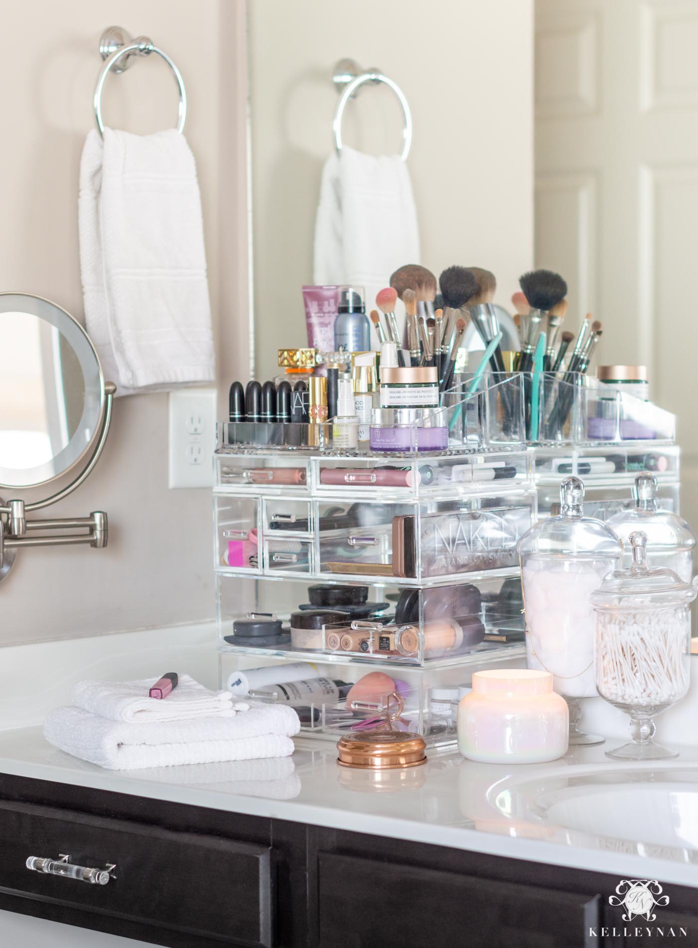 17 Makeup Organization Tips for a Clean Vanity