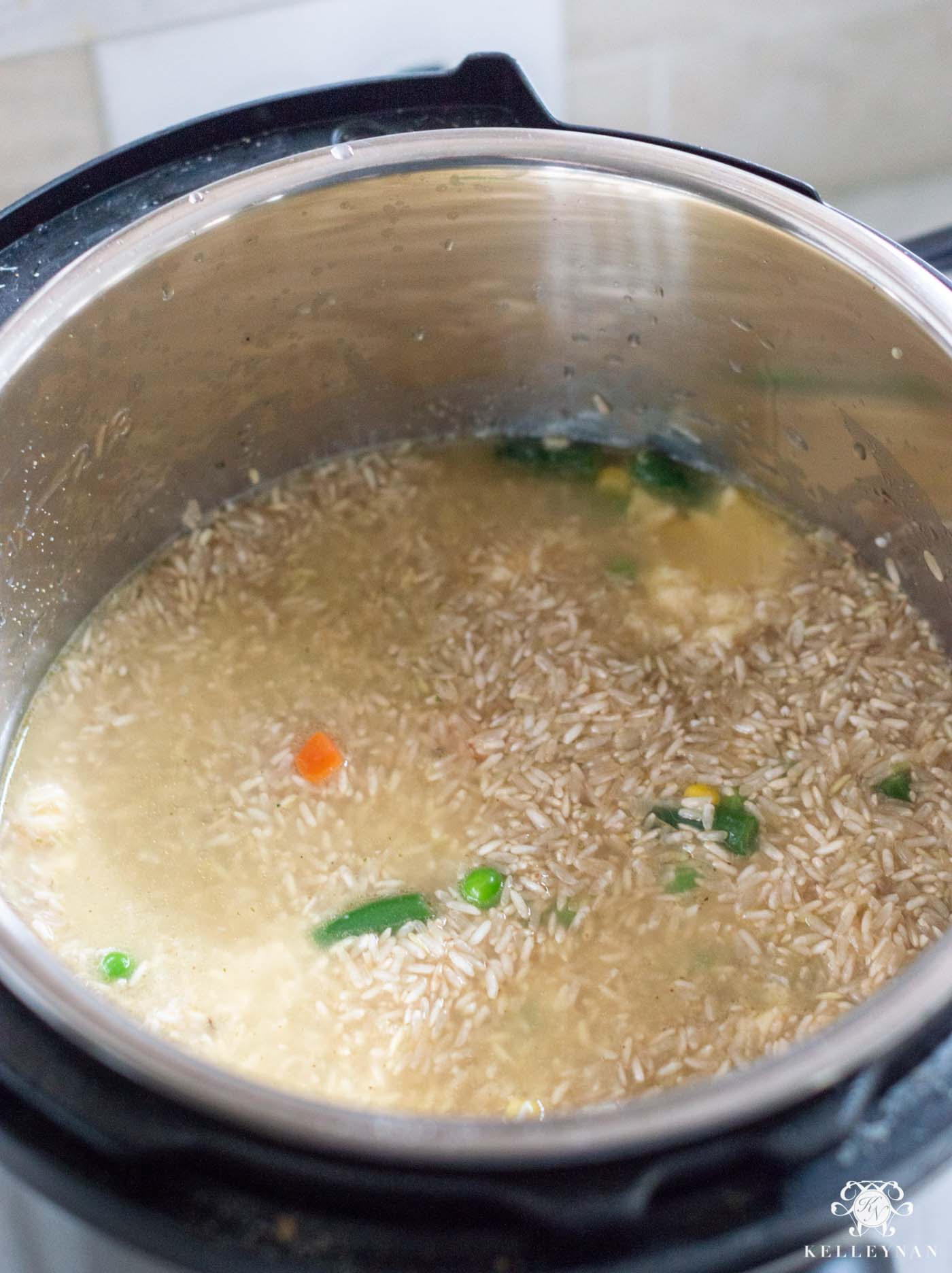 How to Cook Chicken and Brown Rice in the Instant Pot Pressure Cooker
