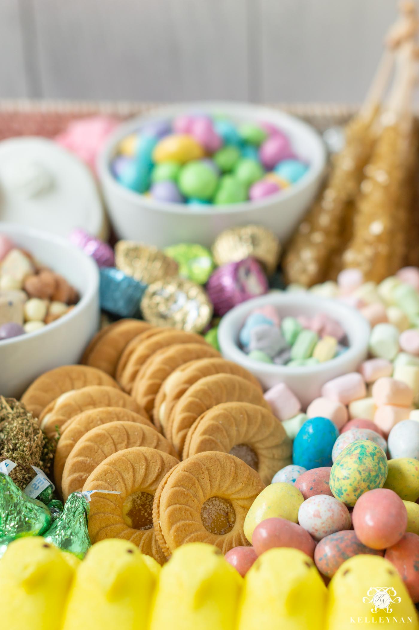 How to Make an Easter Tray -- Dessert Ideas