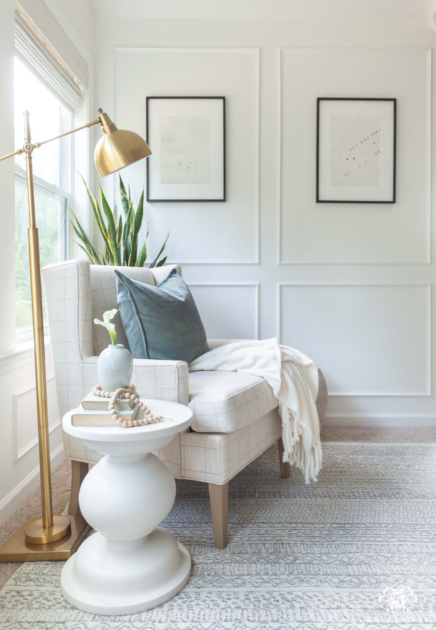 Benjamin Moore Simply White Paint in the Bedroom Sitting Area