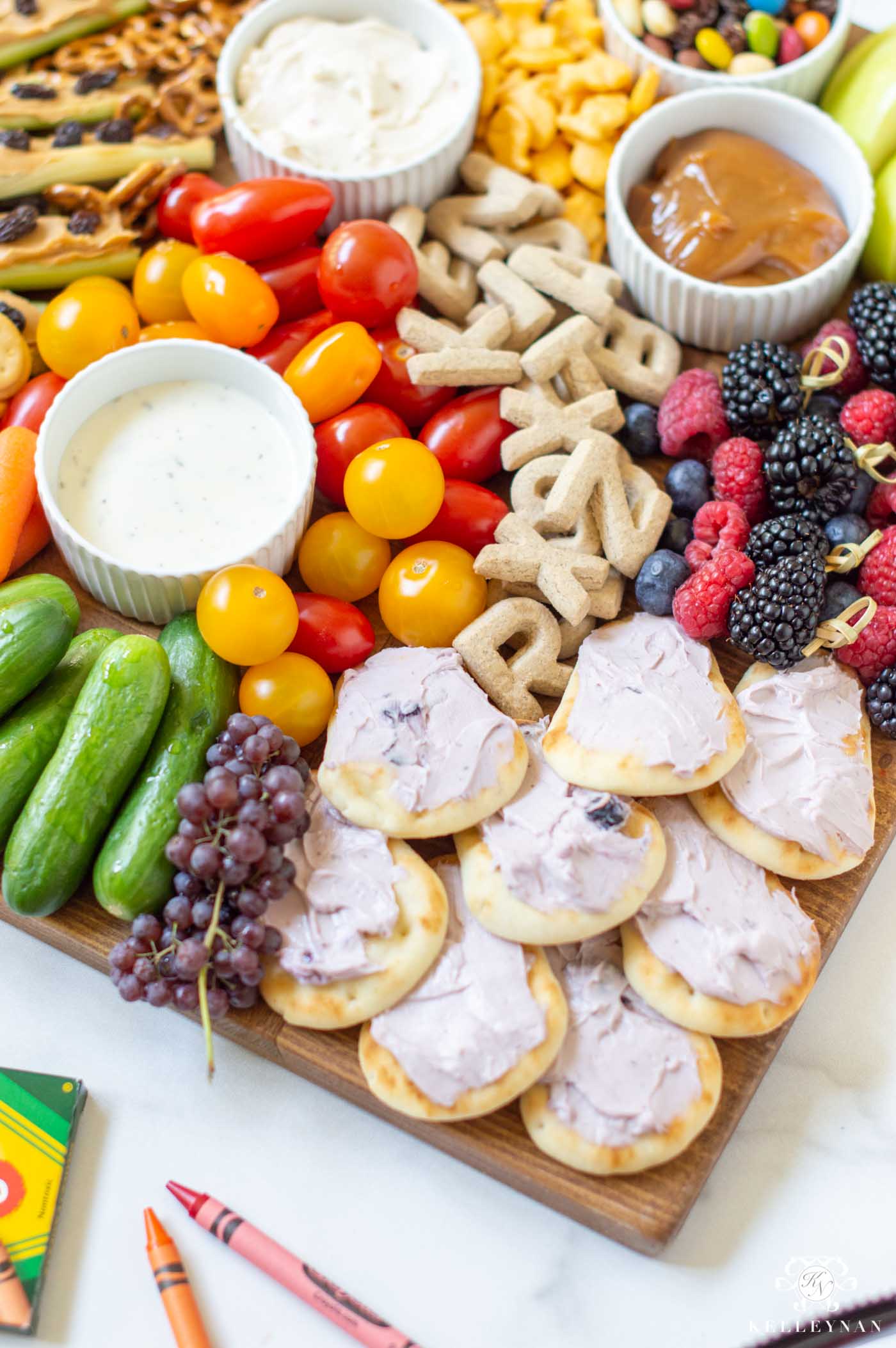 Kids Snack Charcuterie Board (Perfect for Back to School!) - Kelley Nan