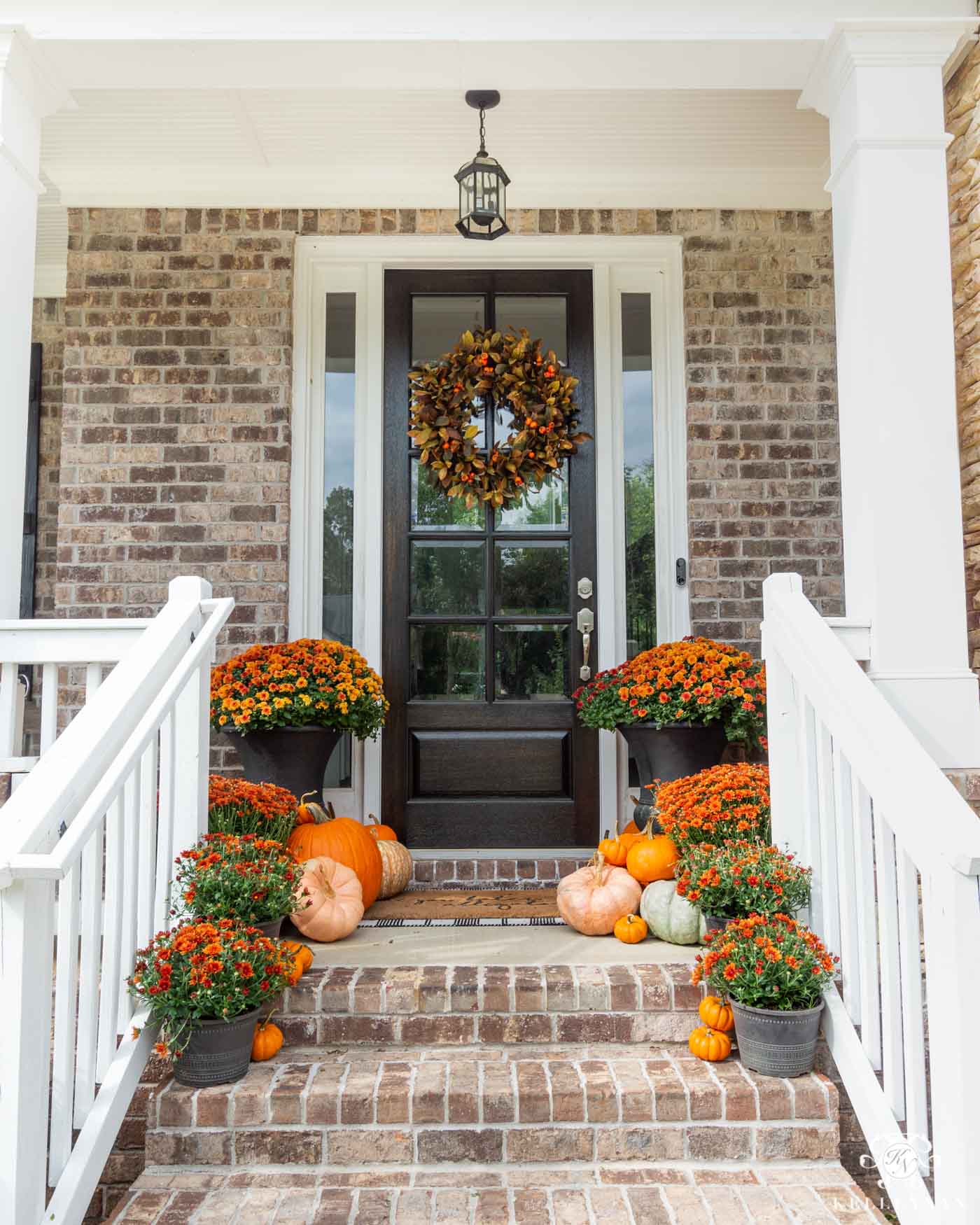 Fall Outdoor Decor and Front Porch Steps