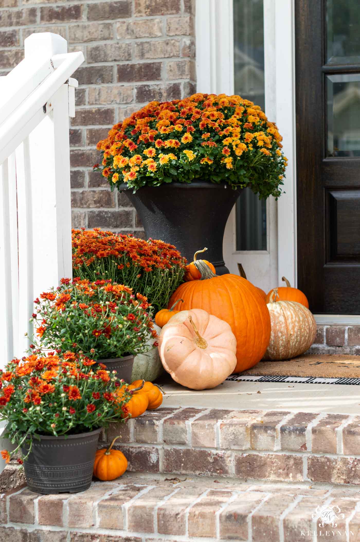 Orange Front Porch Fall Color Scheme